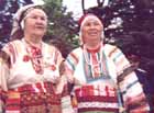 Женские народные костюмы XVI века.